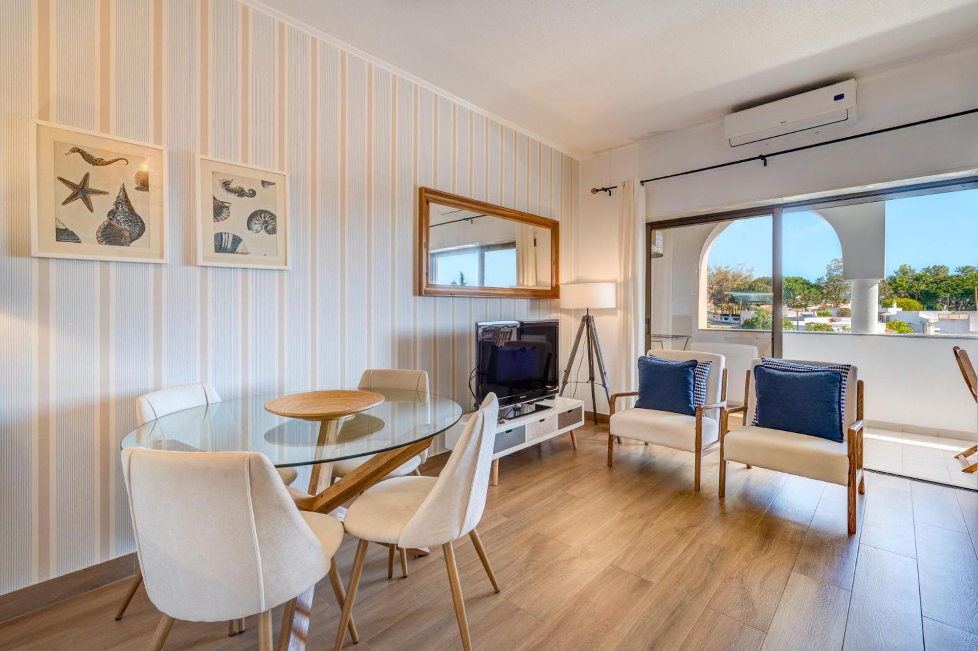 Apartamento Gomes -Free Airco, Wiffi & Swimming Pool- By Bedzy Porches  Zewnętrze zdjęcie